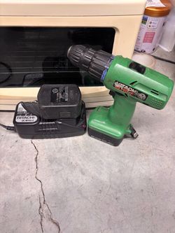 Hitachi 14.4V Cordless Drill with Charger
