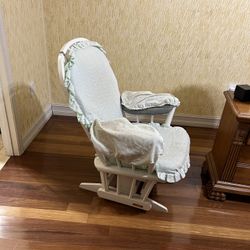 Rocking chair