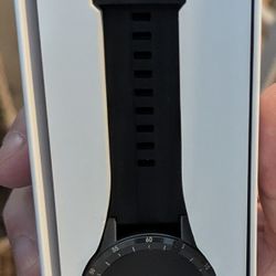 Smartwatch/Fitness Tracker New In Box 