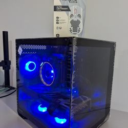 (FREE MOUSE) MidRange Gaming PC -  R7 3700x | 5700xt | 500gb SSD | 32gb ram | 750w PSU computer