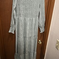 Women’s Dress