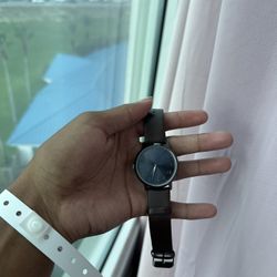 (Throw a Price) Dark Face Watch with Brown Leather Band 