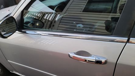 2005 -2010  Side Chrome Trime