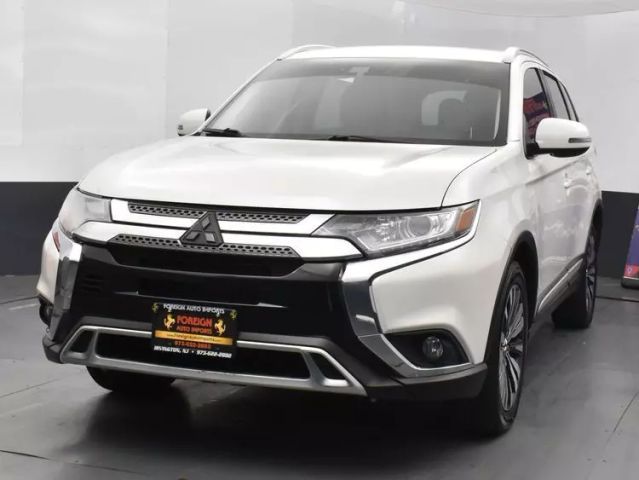 2020 Mitsubishi Outlander
