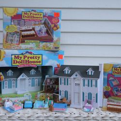 My Pretty Dollhouse Happy Heart Mansion-New in Box!  Vintage Polly Pocket (2 Stories, Furniture, People & Animals) Example Shown Out Of Box