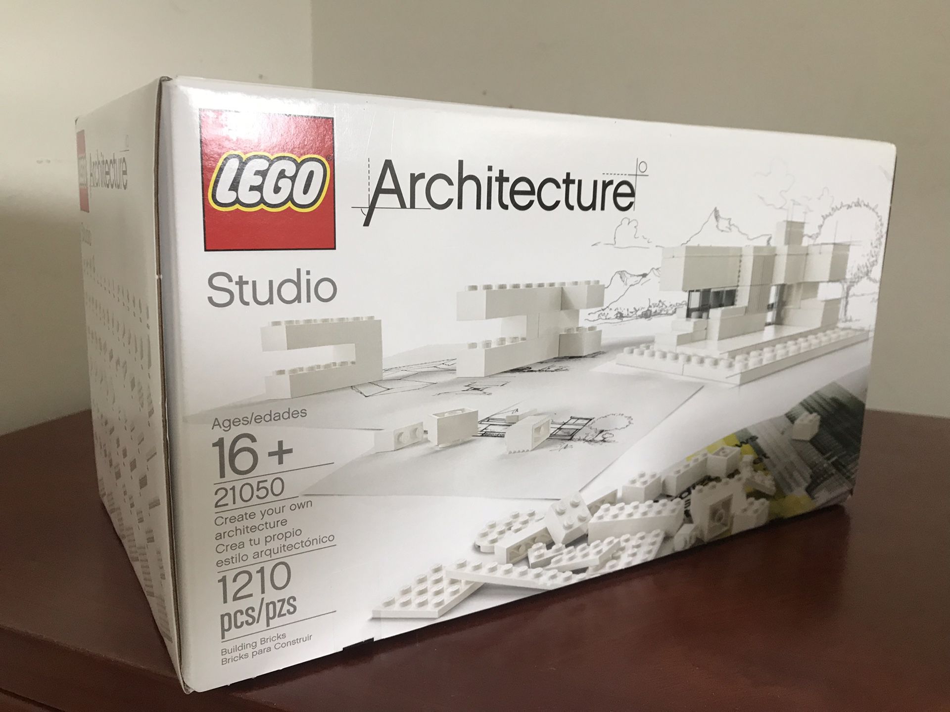 LEGO Architecture Studio (21050)