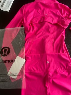 NEW Lululemon Matching Set w/ Tags – Bright pink