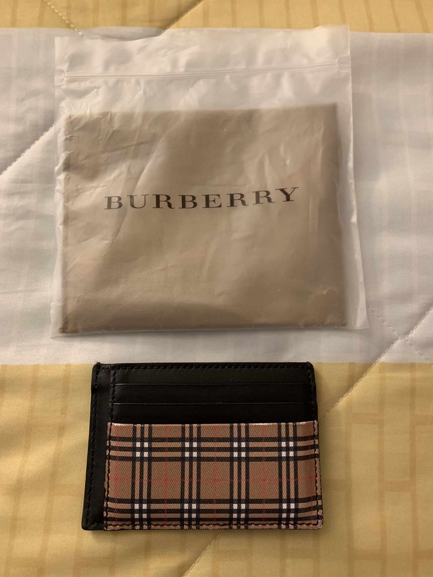 Burberry Card Holder for Sale in Palmdale, CA - OfferUp