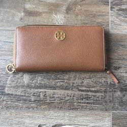 Tory Burch Wallet 