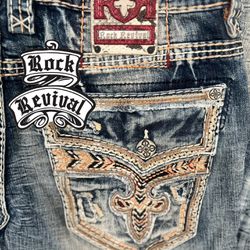 Men’s Size 36x32 Rock Revival Jeans - STRAIGHT FIT - BRAND NEW!!!