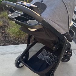 Stroller 
