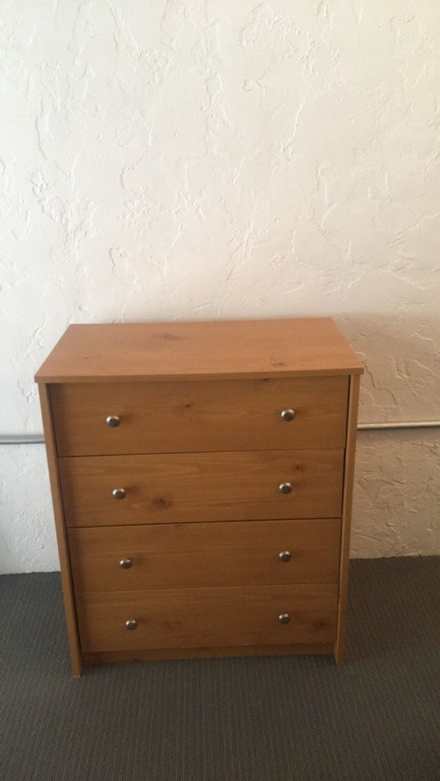 Dresser Set