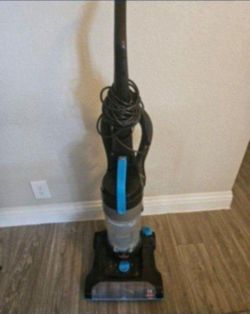 MOVING SALE  9/26  $53  Power Force Helix Vacuum/ Aspiradora Power Force Helix PICK UP ONLY FROM FLAMINGO/JONES 