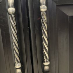 Cabinet handles