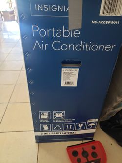 Insignia Potable air conditioner