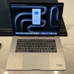 2018 15” MacBook Pro 💻 with over $1000 in Preinstalled Software: Logic Pro X, Adobe Premiere, Final Cut Pro & More! 