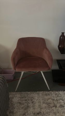 pink chair