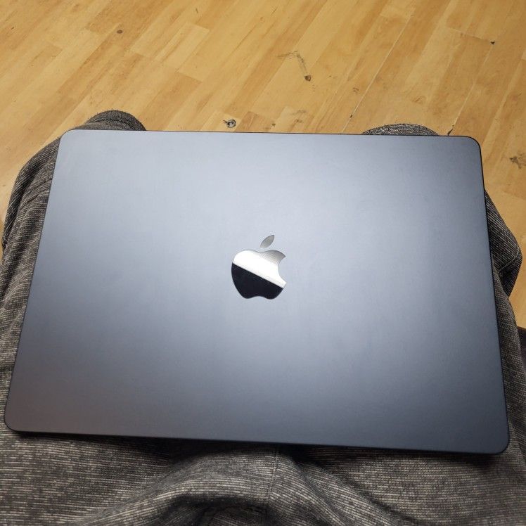Mac Book Air M3 13inch