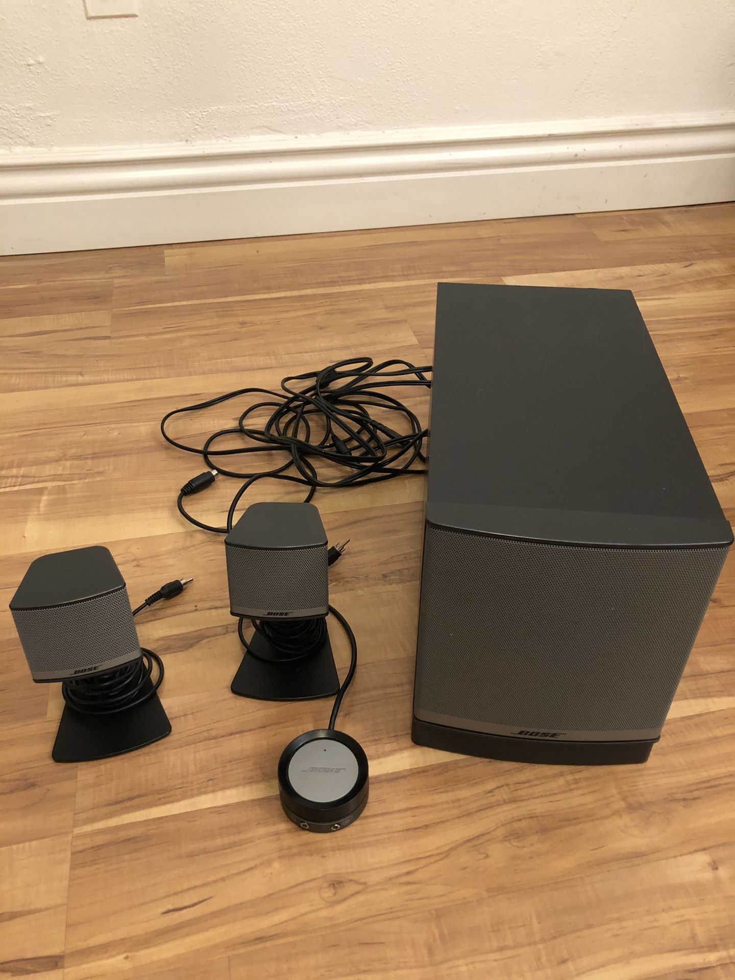 Bose Companion 3 series 2 multimedia speaker system