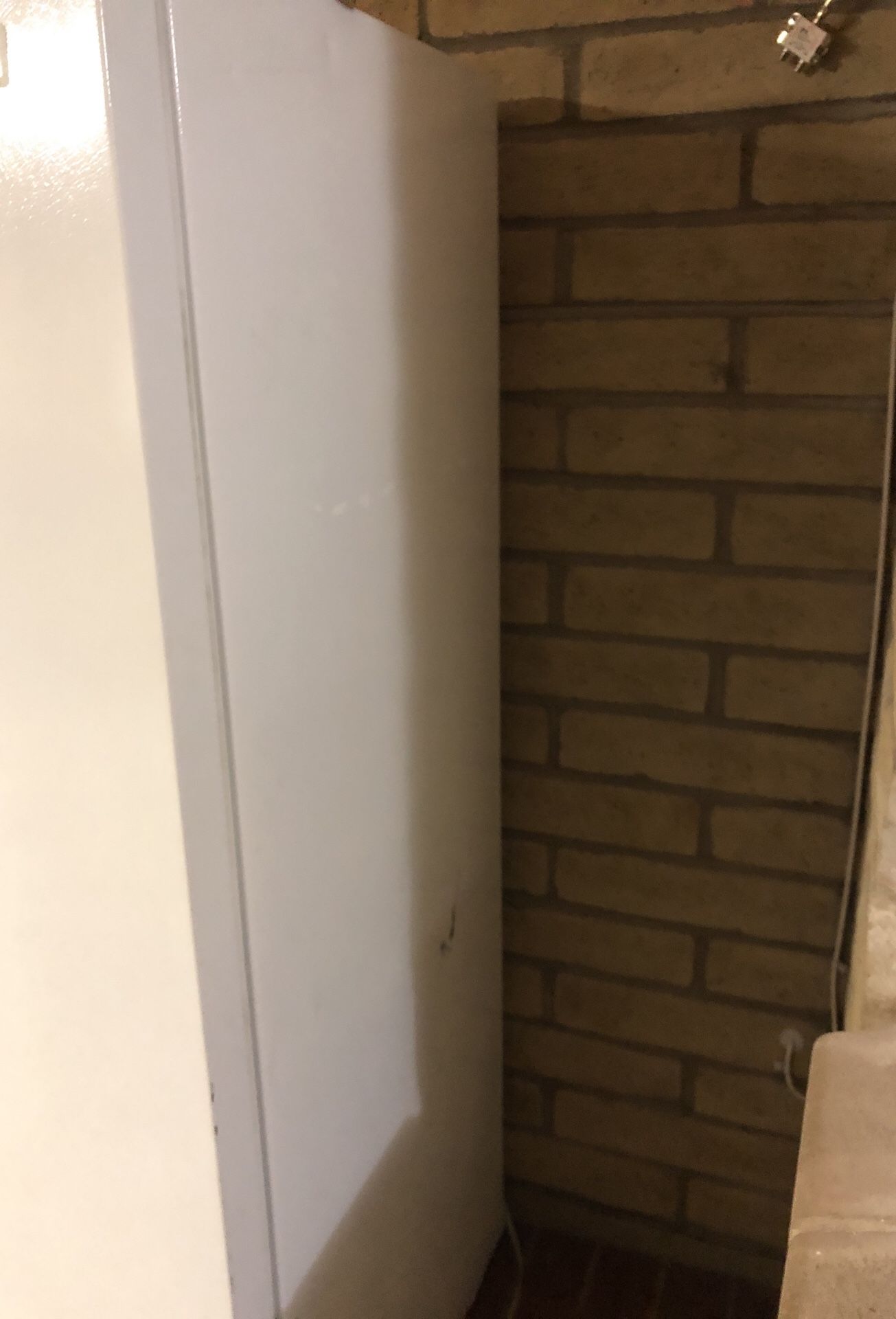 20 cubic foot Maytag upright freezer for Sale in Tempe, AZ - OfferUp