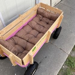 JOHN DEERE STEEL STAKE WAGON 