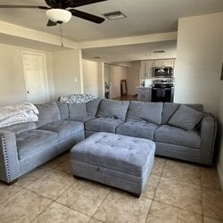Large Sectional Couch & Ottoman