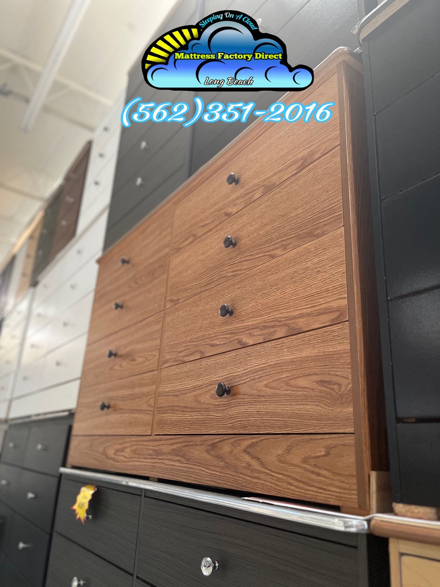 Oak Eight Drawer Dresser Chest With Knobs