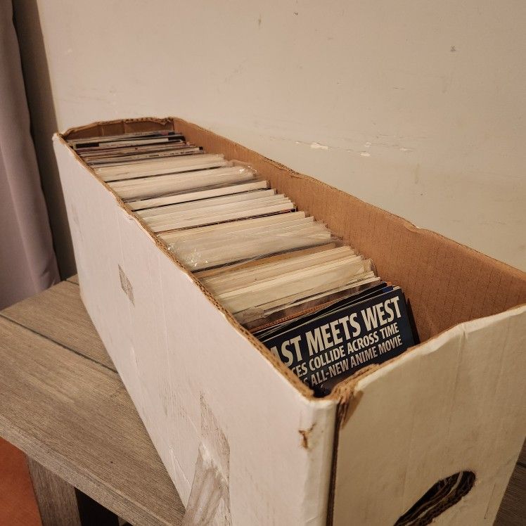 200+ Comics Books & Magazines