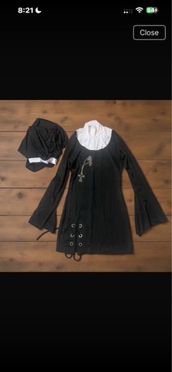 Small nun costume