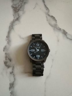 Nixon watch