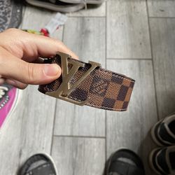 Louis Vuttion belts