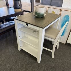 Dining Table With 2 Chairs 