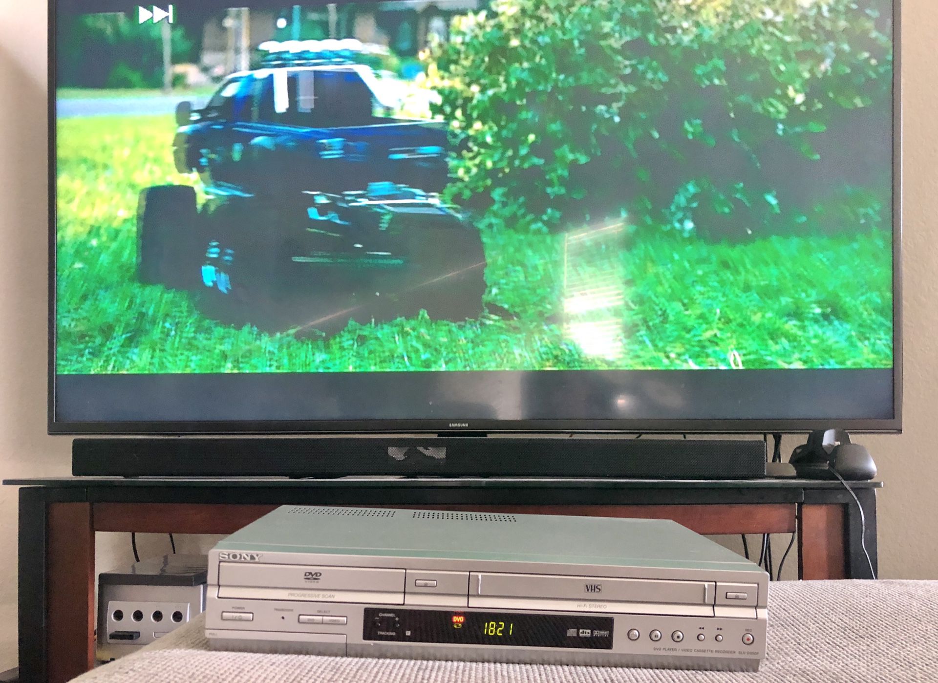 Sony SLV-D350P DVD Player/Video Cassette Recorder Tested Great Working Condition