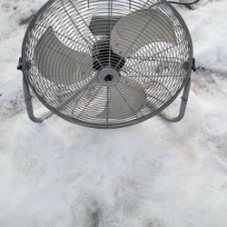 Silver Metal Strong 3 Speed Fan