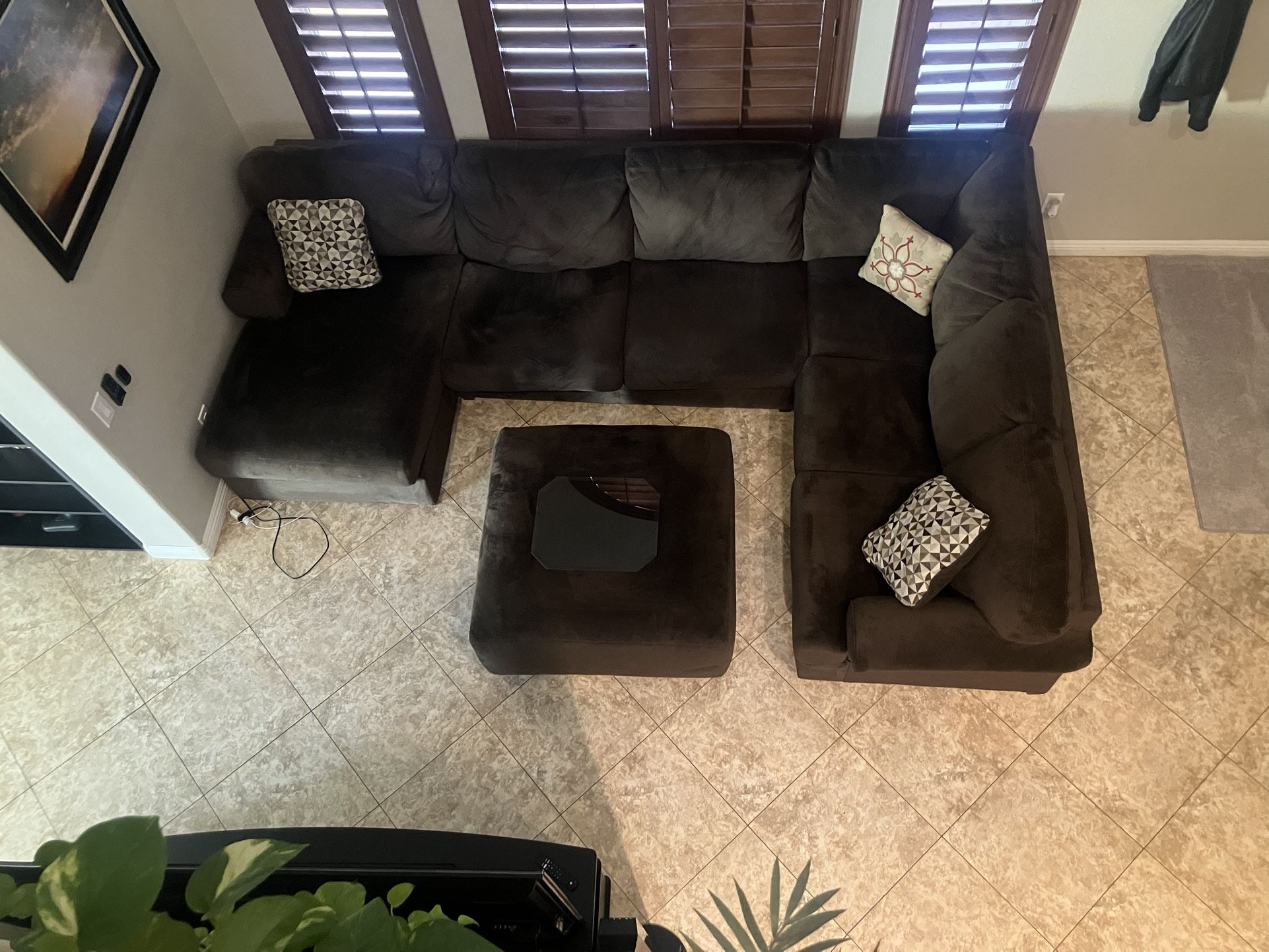 Microfiber Sectional Couch w/ottoman