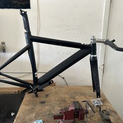 735 Leader FrameSet (51)