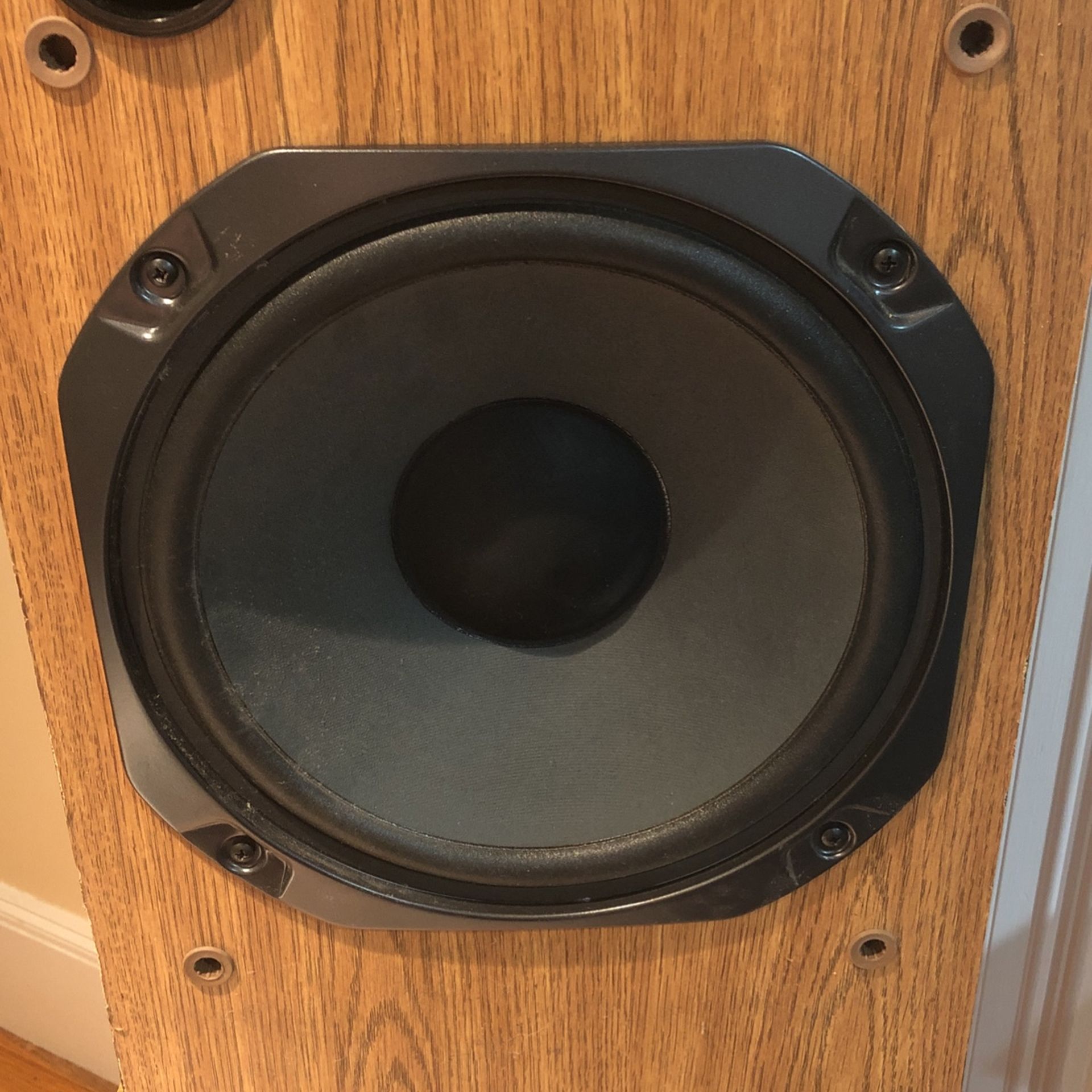 Fisher Speakers Work Great Good Condition!