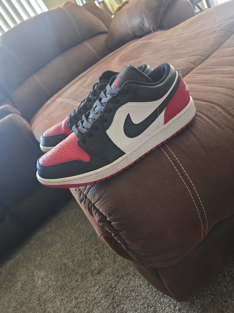 Jordan 1 Low Bred