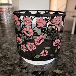 Bath & Body works candle holder