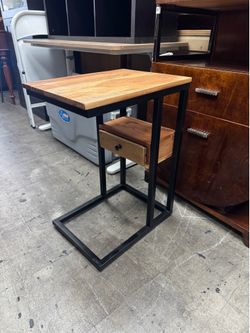 C Table with Drawer