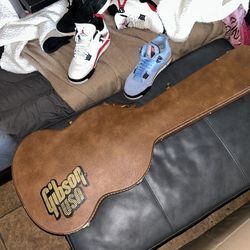 Original Gibson 1980s Les Paul Leather Electric Guitar Case