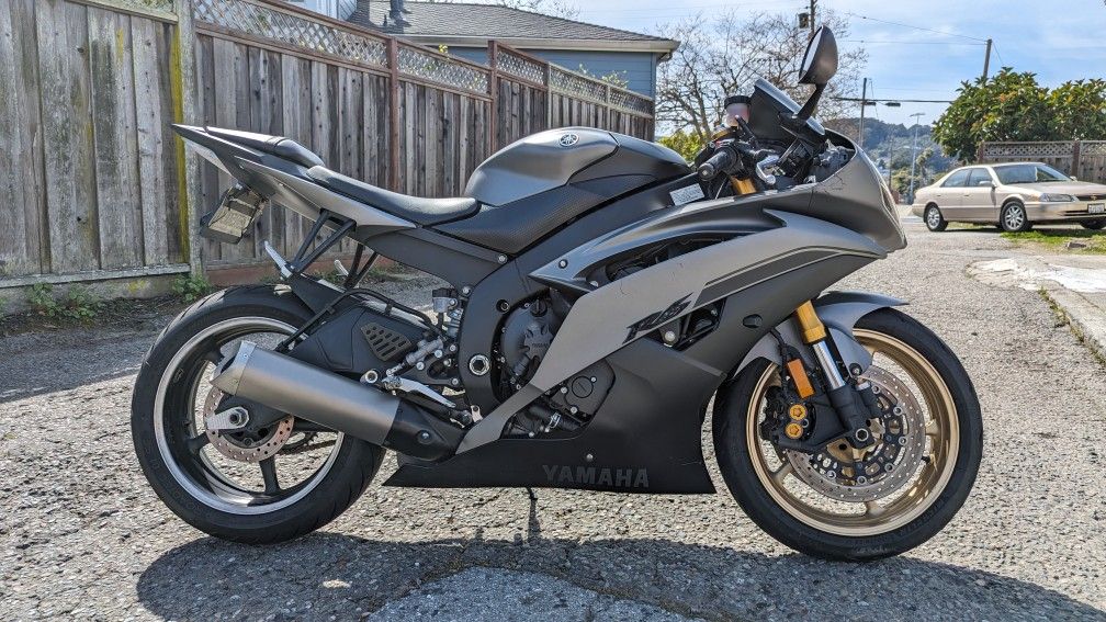 2014 Yamaha R6 19k Miles