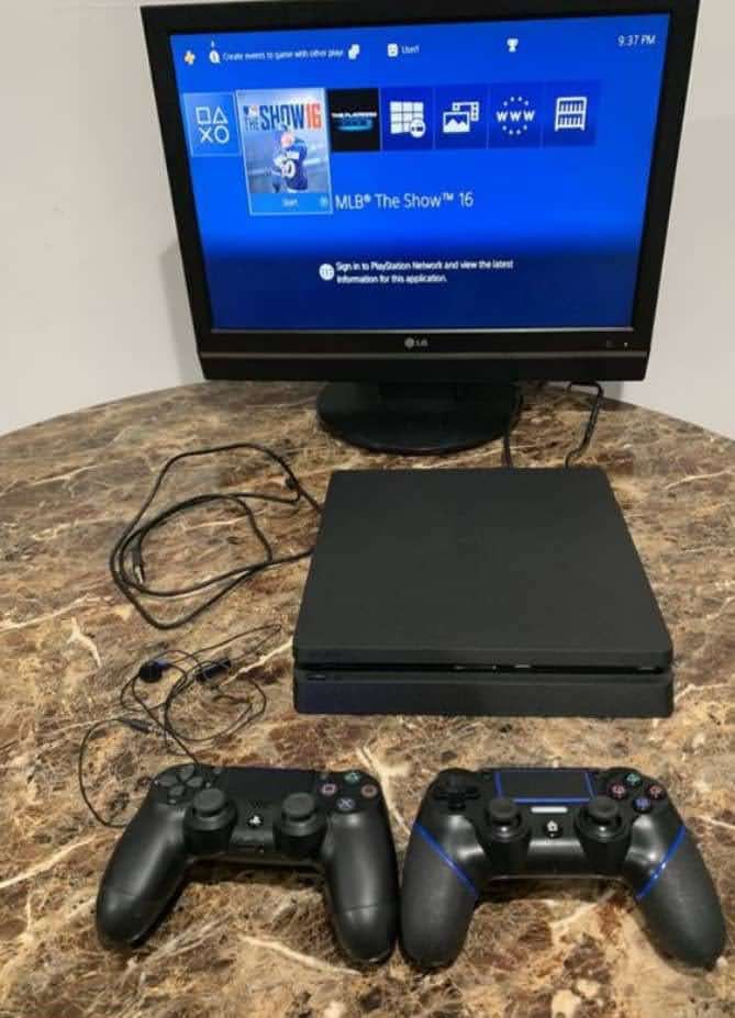 PS4