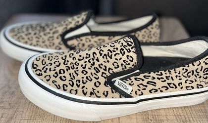 Women’s Leopard Vans 