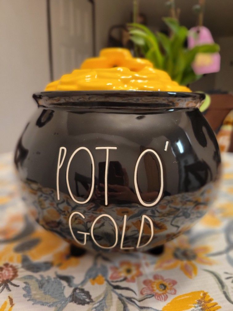 RAE DUNN POT O' GOLD CANISTER