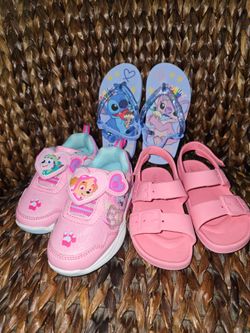 Toddler Girl Shoe Bundle: Toddler 7/8 zapatos de niña