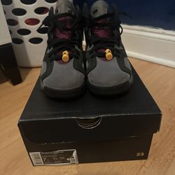 Jordan 6 Bordeaux-size 7(lightly Used)