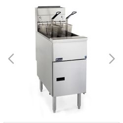 PITCO DEEP FRYER- 35 Lbs-Almost New