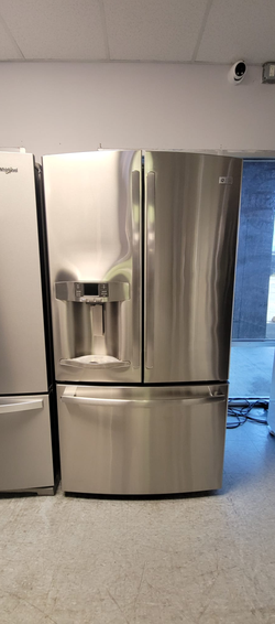 LG French Door Fridge – Stainless, Ice & Water, Clean