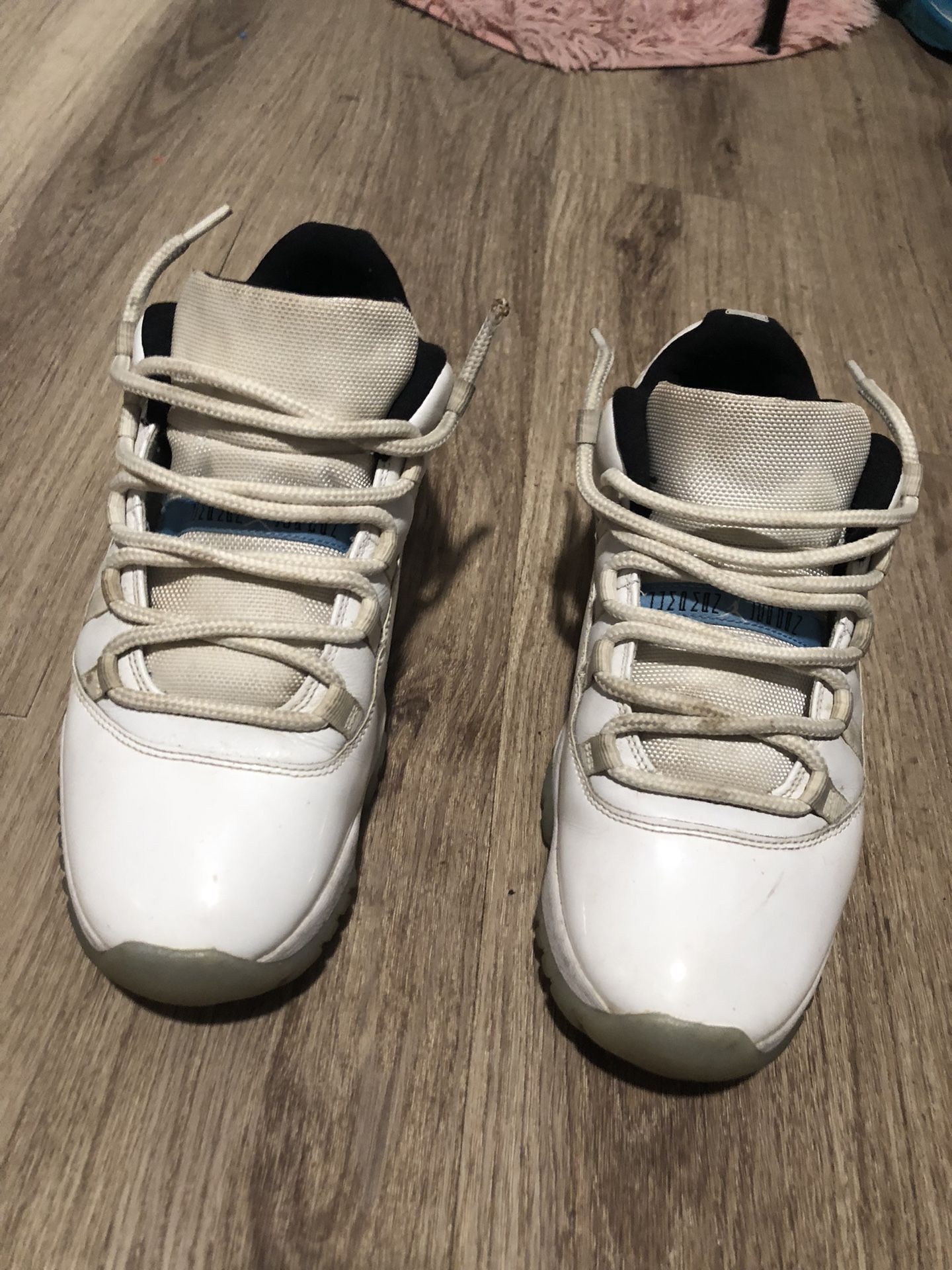 Jordan 11 Low “Legend Blue”